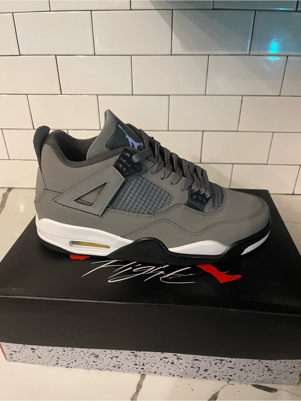 Men’s Retro 4 Cool Grey Size 10.